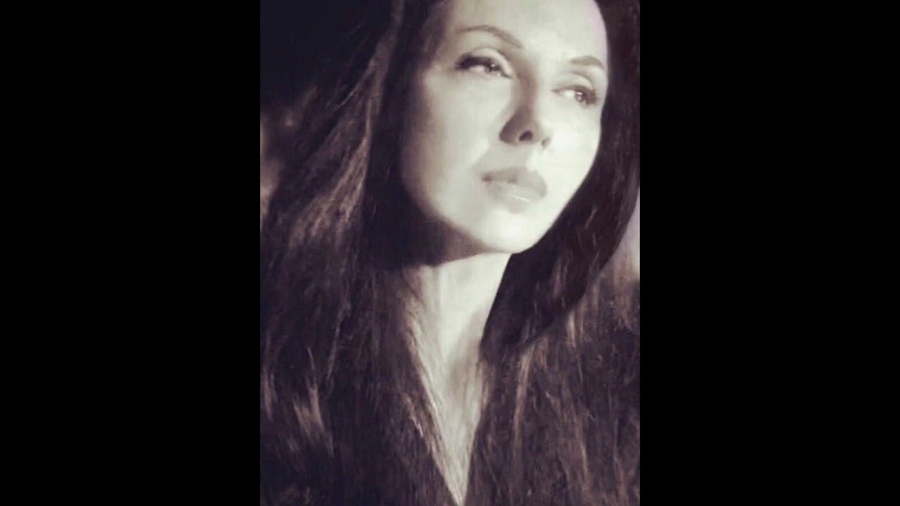 Emma BRADFORD - Truth is in the sound