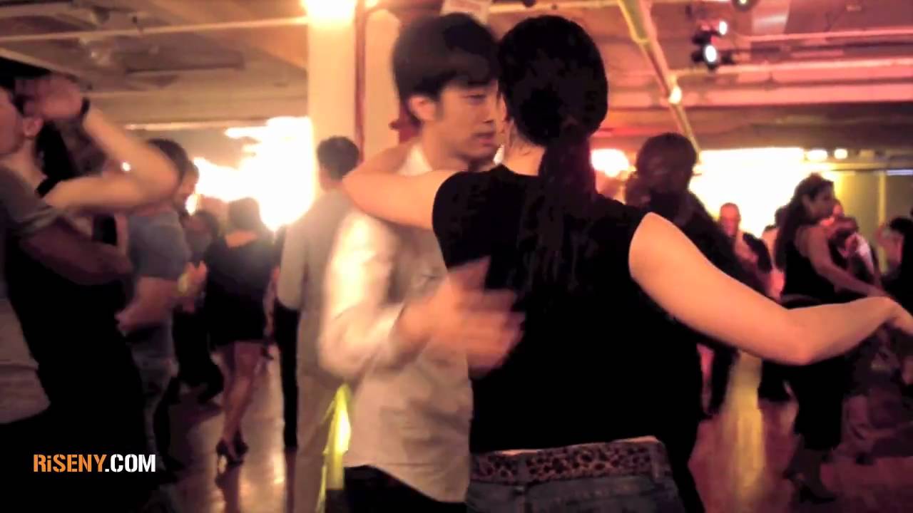 Salsa On 2 Social Dancing : RiSE