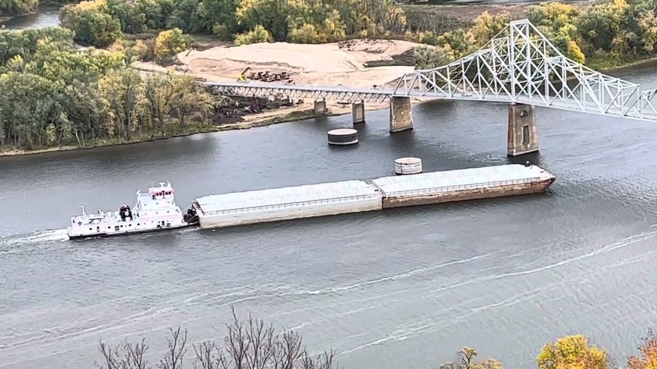 October 21, 2023, Barge on the Mississippi River, near Lansing, Iowa, Part 2