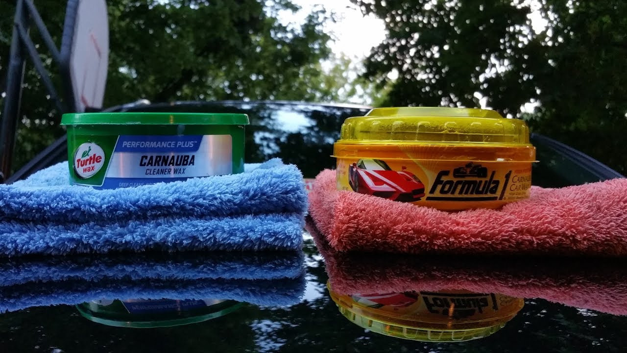 Turtle Wax Carnauba Cleaner Paste Wax Vs Formula 1 Carnauba Paste Wax (water test)
