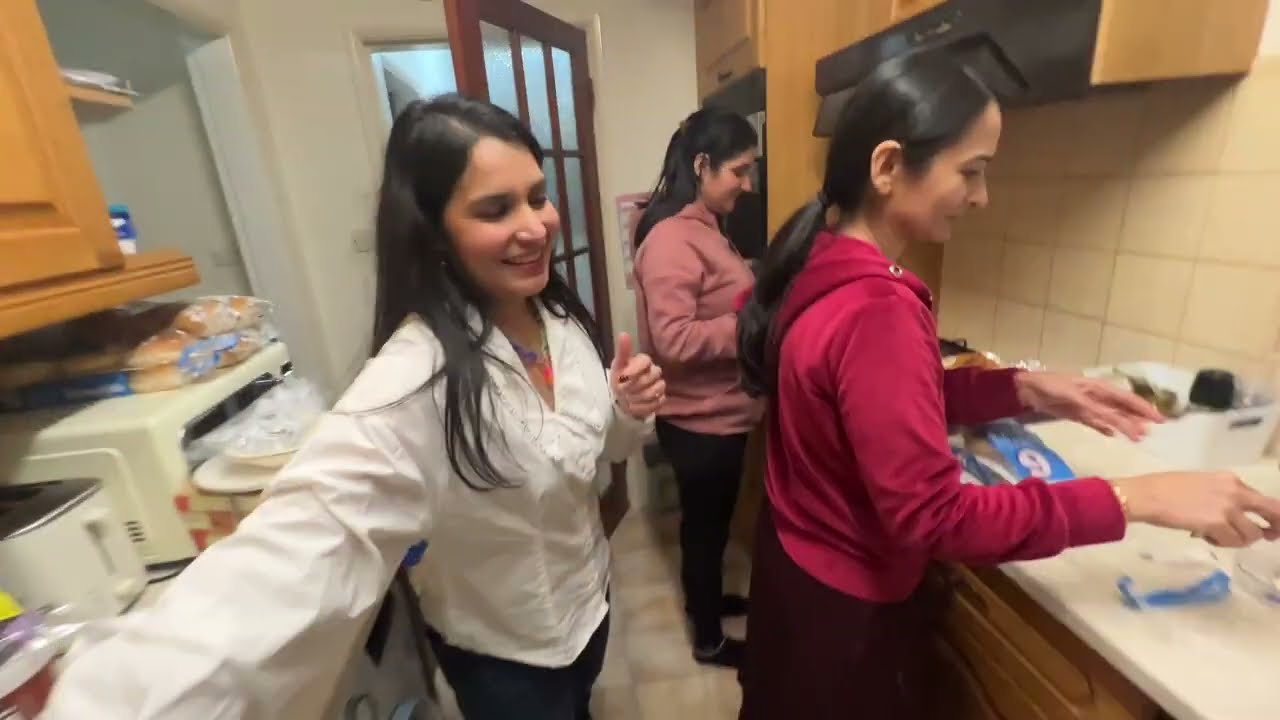 UK Aate hi Party Shuru Ho Gyi 😎| Indian Family in England