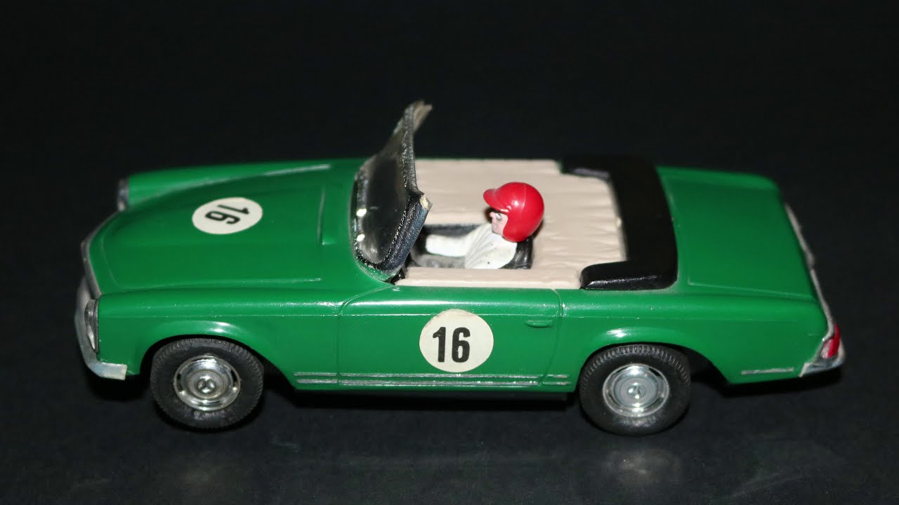 MERCEDES 250 SL SCALEXTRIC HISTORIA