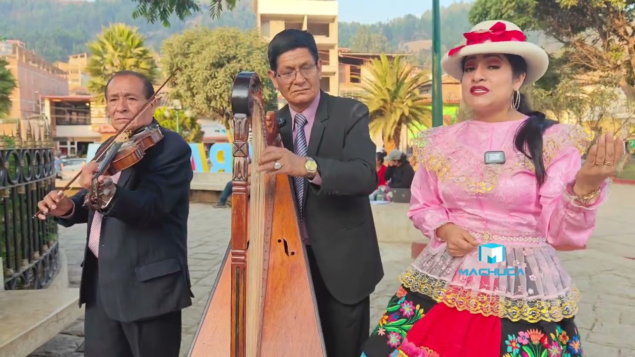 Corazón conchucana y Betty Villanueva CHIMAYCHI