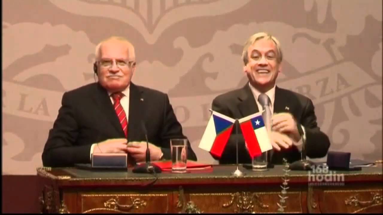 Czech president 'steals' pen during state visit to Chile