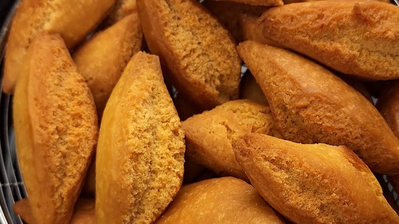 gateaux sans four,sans levure boulangere pret en 10 min.|Donut no oven no yeast no raise time.