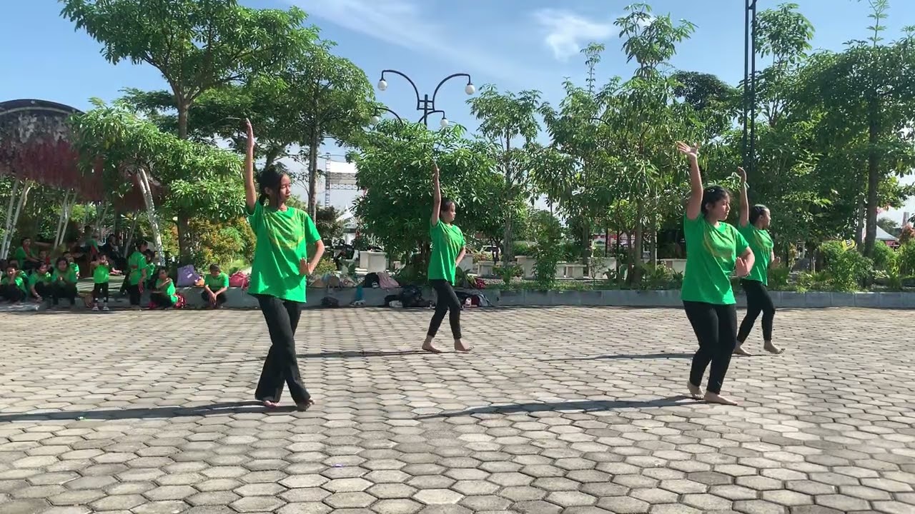 Tari Ciek Duo Tigo  - Sanggar Bundaku | Outing Sanggar di Rocket Waterpark Sleman