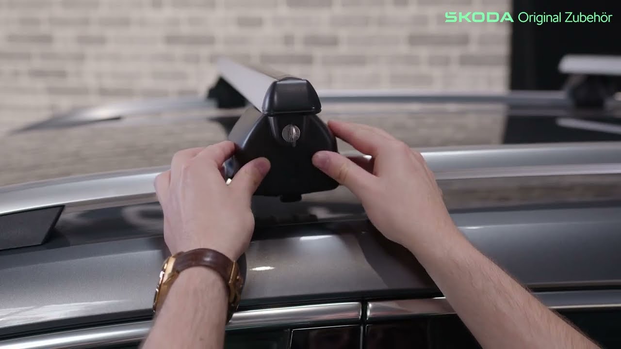Škoda Original Zubehör – Dachträger auf dem Auto befestigen