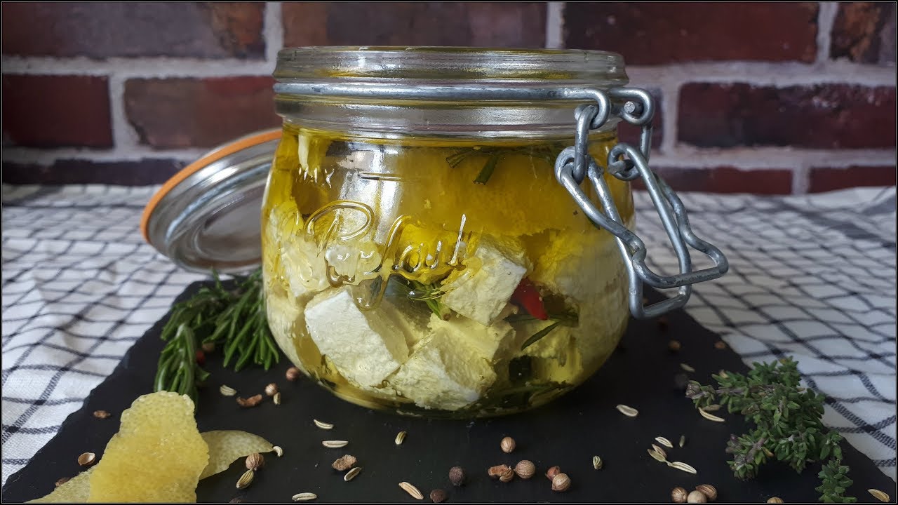 Feta marinée aux herbes et à l'huile #104