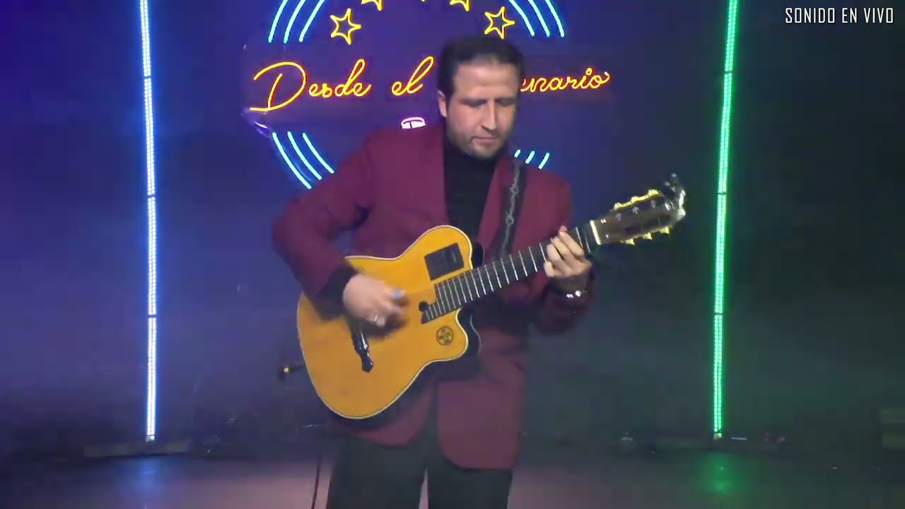 LOS DOS PERDIMOS - Requinto Instrumental - JHONNY VÉLEZ - Desde el ESCENARIO 