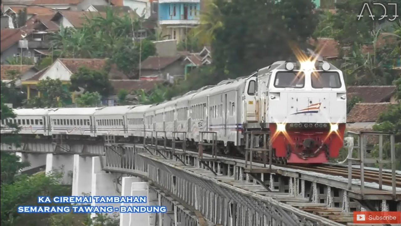 Kereta Api Ngebut Lewat Jembatan | Hunting Ke Padalarang