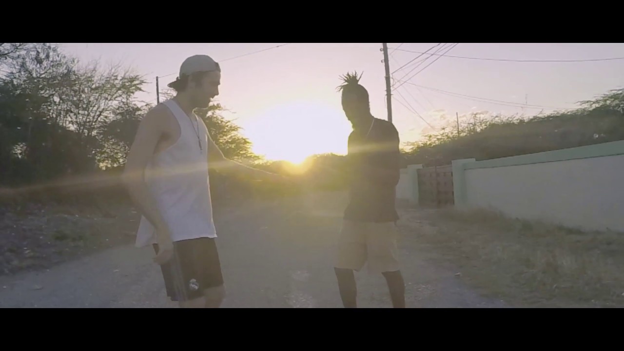 Azeela ft. SeeA - Party Party