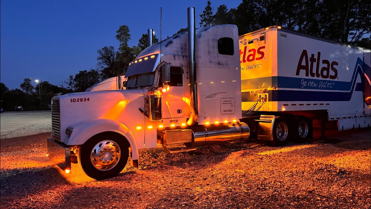 FREIGHTLINER CLASSIC GETS A MAKEOVER!