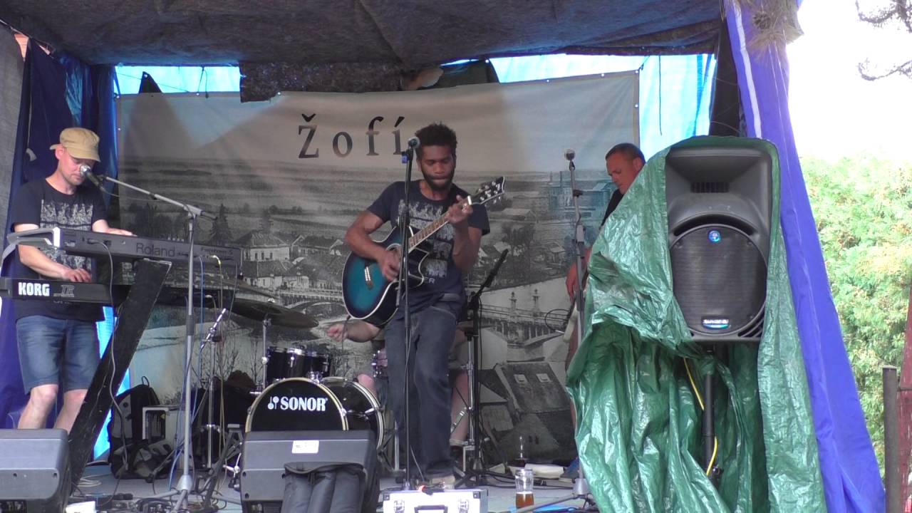 Yannick Tevi Band - Nymburk - 4.9.2016 - Bridge Me Out