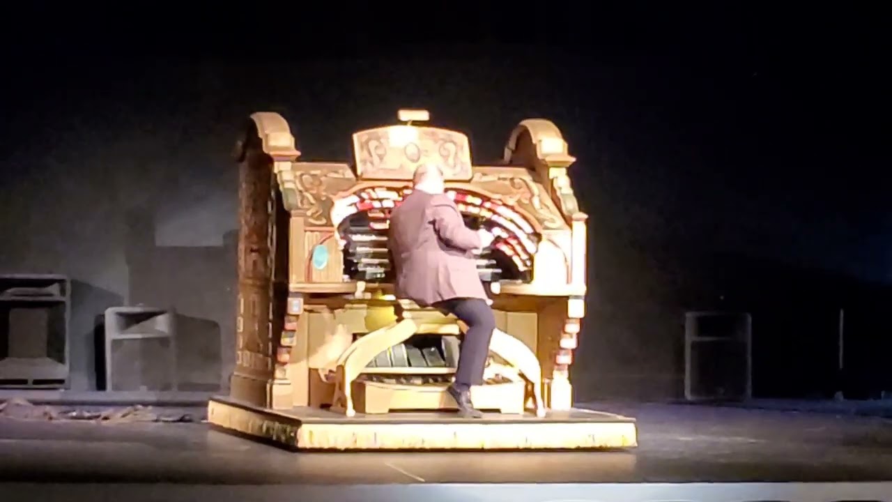 Senate Theater: Alex Jones Organ Pops performance excerpts November 13, 2022