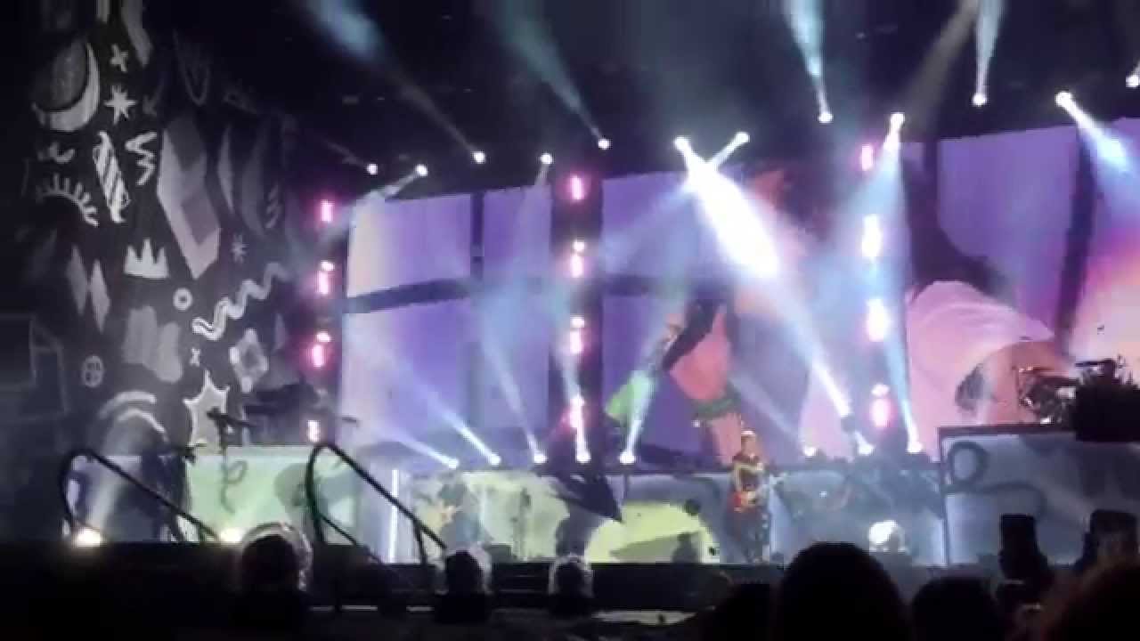 Clouds - One Direction - M&T Bank Stadium - OTRA Baltimore - 8/8/15