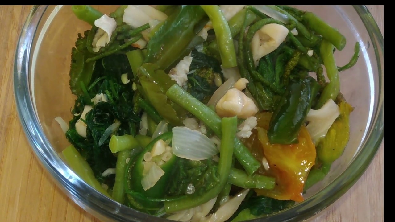 Dinengdeng na kabute, dahon ng ampalaya at kalabasa, sigarilyas, sitaw okra (Diningding w/ mushroom)