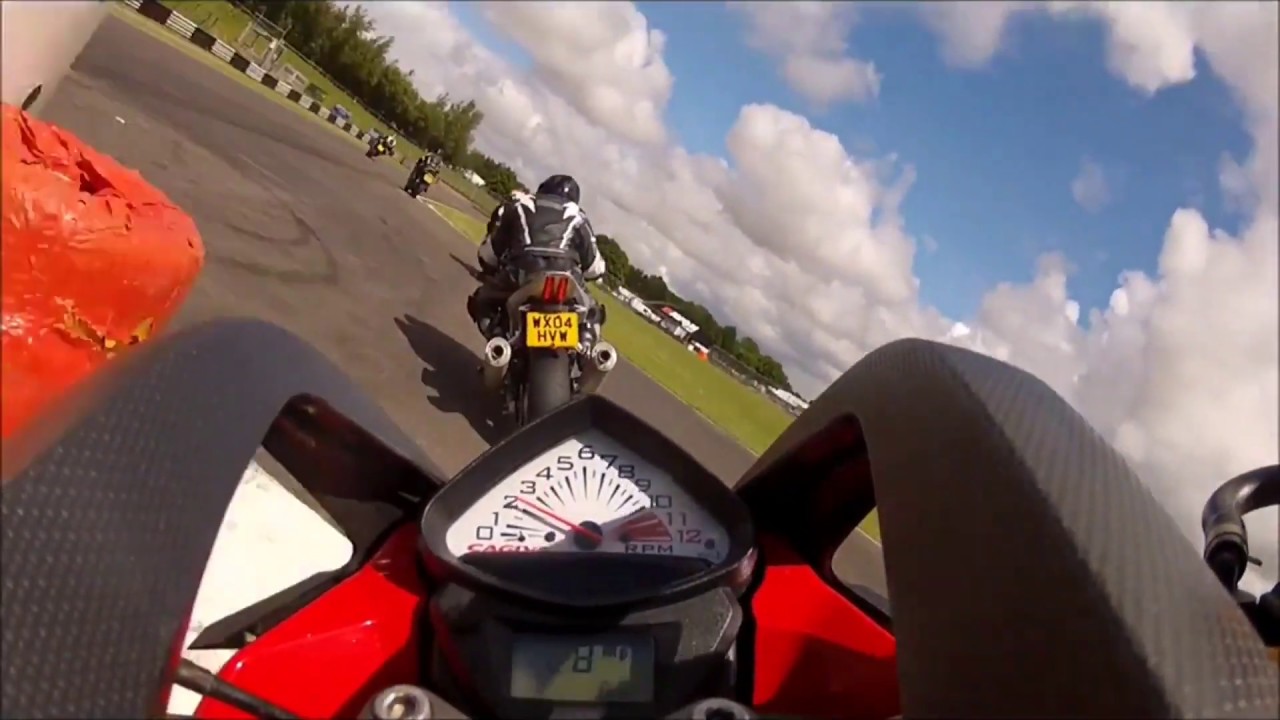 Cagiva V-Raptor - Onboard lap at Castle Combe