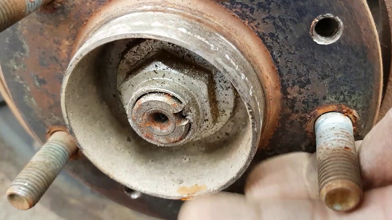 Wheel hub replacement 2008 Mazda CX 7 awd