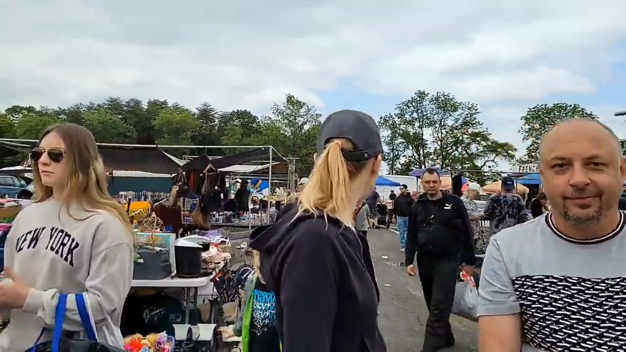 Walking Tour inside Berlin Farmer Market, NJ