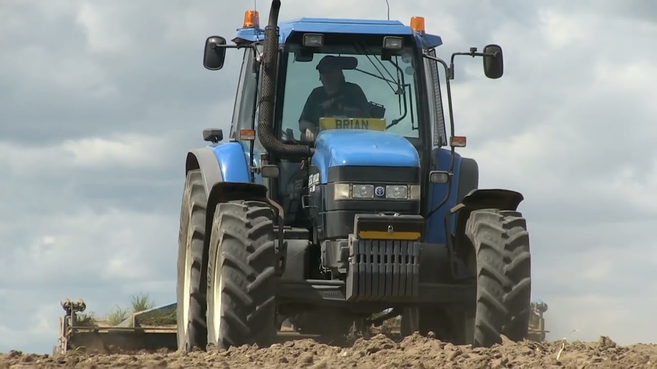 NEW HOLLAND 8260 AND RABE POWER HARROW