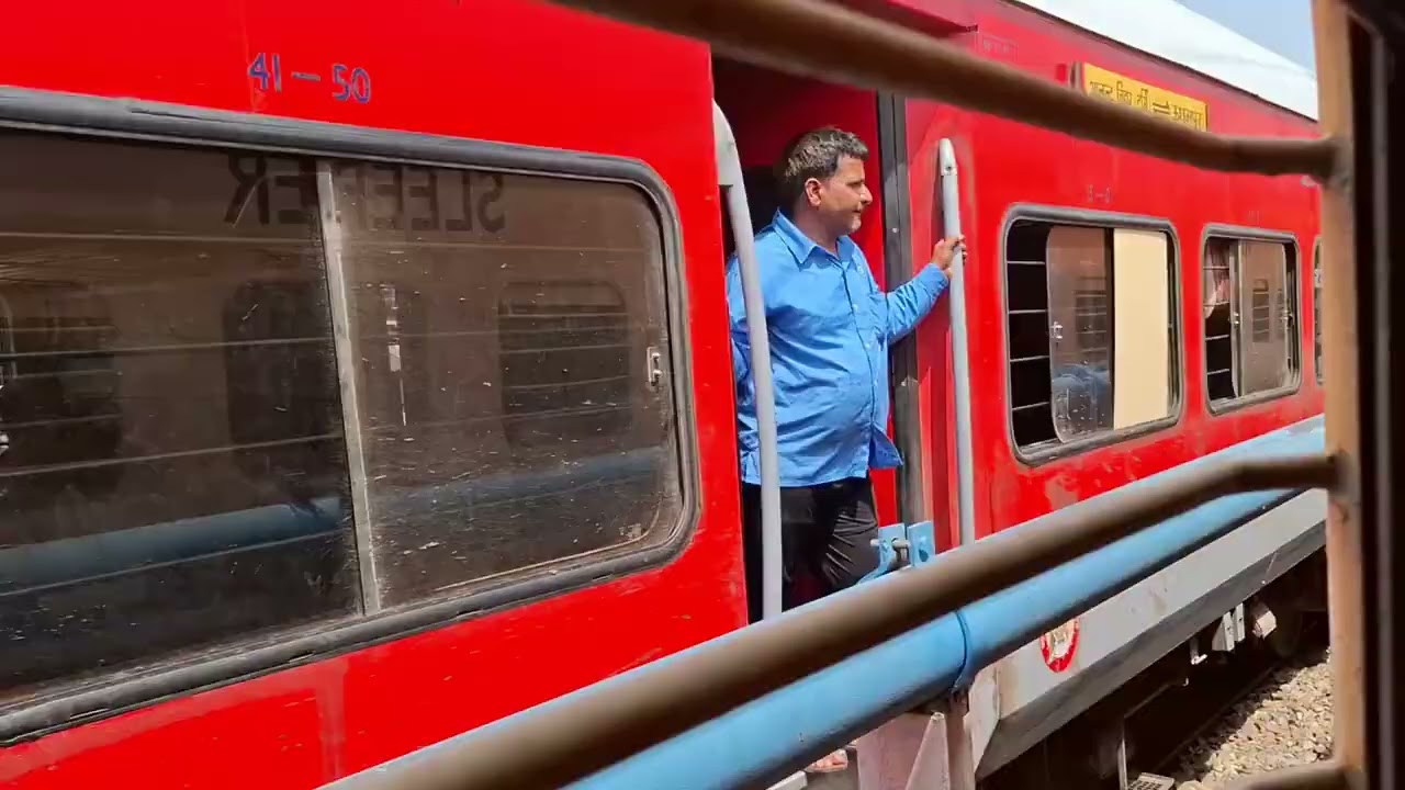 Jalandhar Cantt to Moradabad Train Journey | Katra Guwahati Special Train Late 😡 | Full Review 🚆