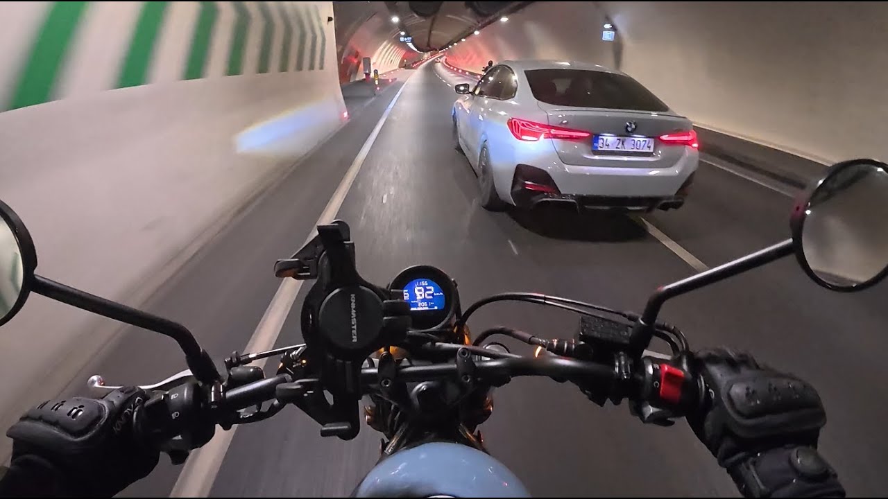 Honda CL250 Top Speed & Cornering at Night 🌙 | Istanbul, Eurasia Tunnel