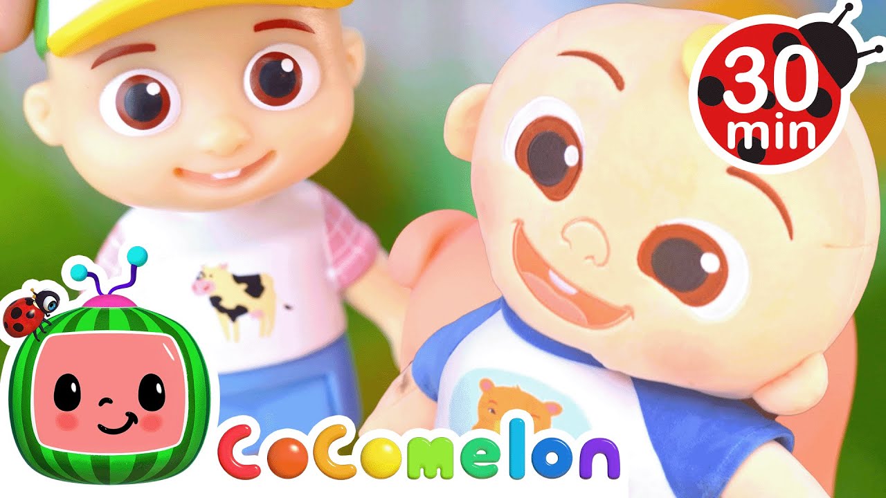 Old MacDonald&rsquo;s Barnyard Bash!| BEST OF TOYS | Moonbug Kids - Toy Play Fun!