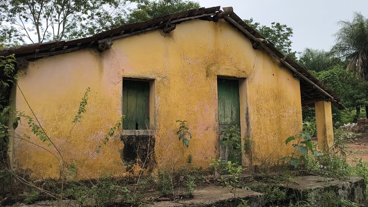 Casa centenária! Onde viveu a Dona Santana 