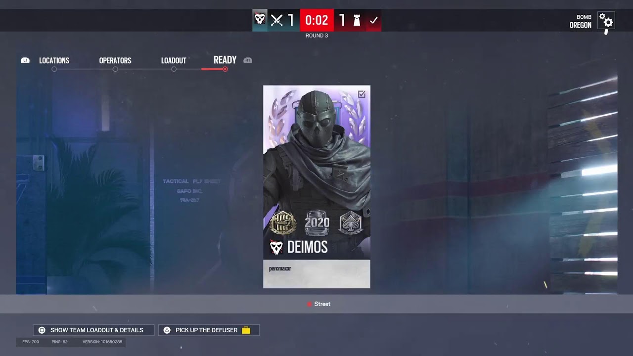 R6 1v1 against trash can