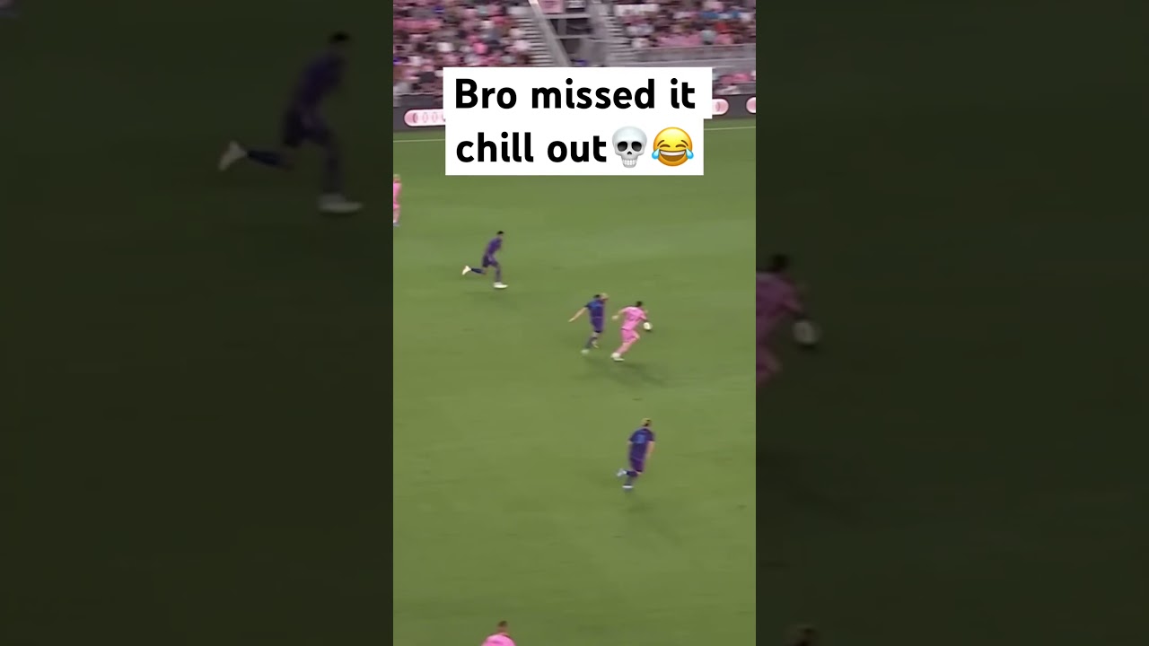 Messi Glazing😂😂 #messi #messi10 #soccer #cr7  #intermiami