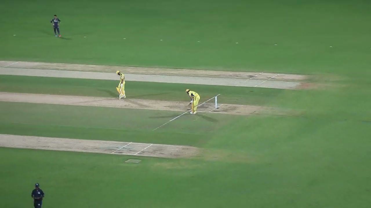 MS DHONI GRAND ENTRY | CHEPAUK | KKR & CHENNAI