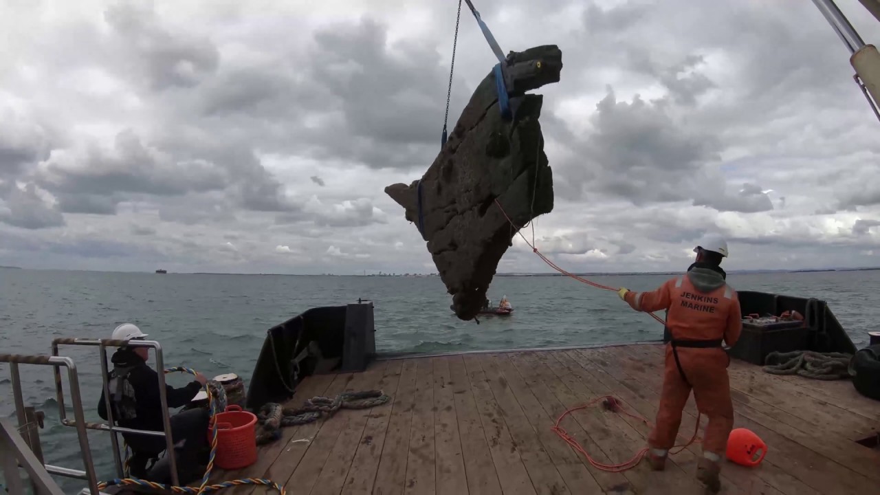 Underwater Archaeology: The recovery of Invincible's cut-water.