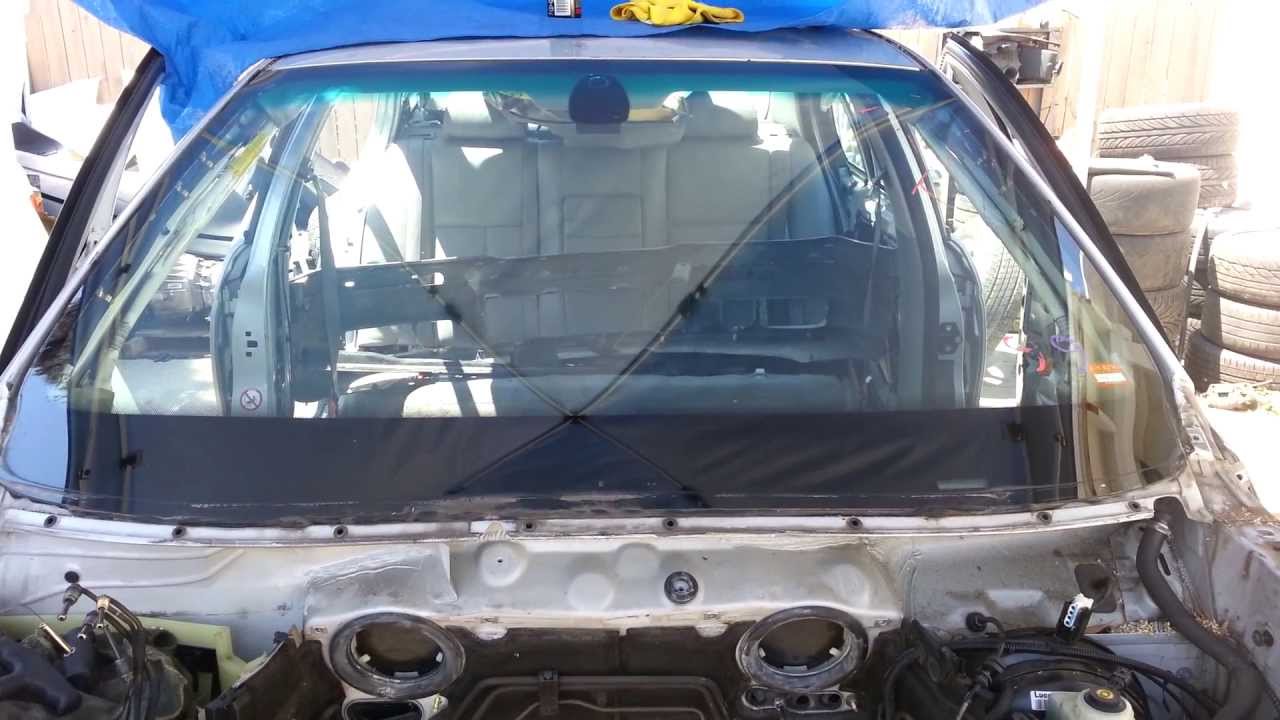 How to removed front windshield off BMW E39 M5 540i 530i 525i