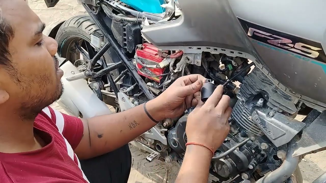 YAMAHA FZ बाइक चलते-चलते बंद हो जाता है !#automobile yamaha fz V3 #bike # video #yamahabikes #viral