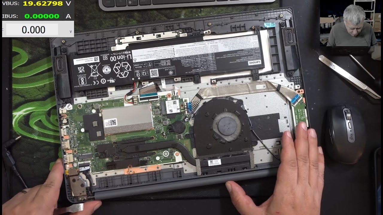 Ноутбук Lenovo Idea Pad 3 включается без подсветки, ремонт материнской платы