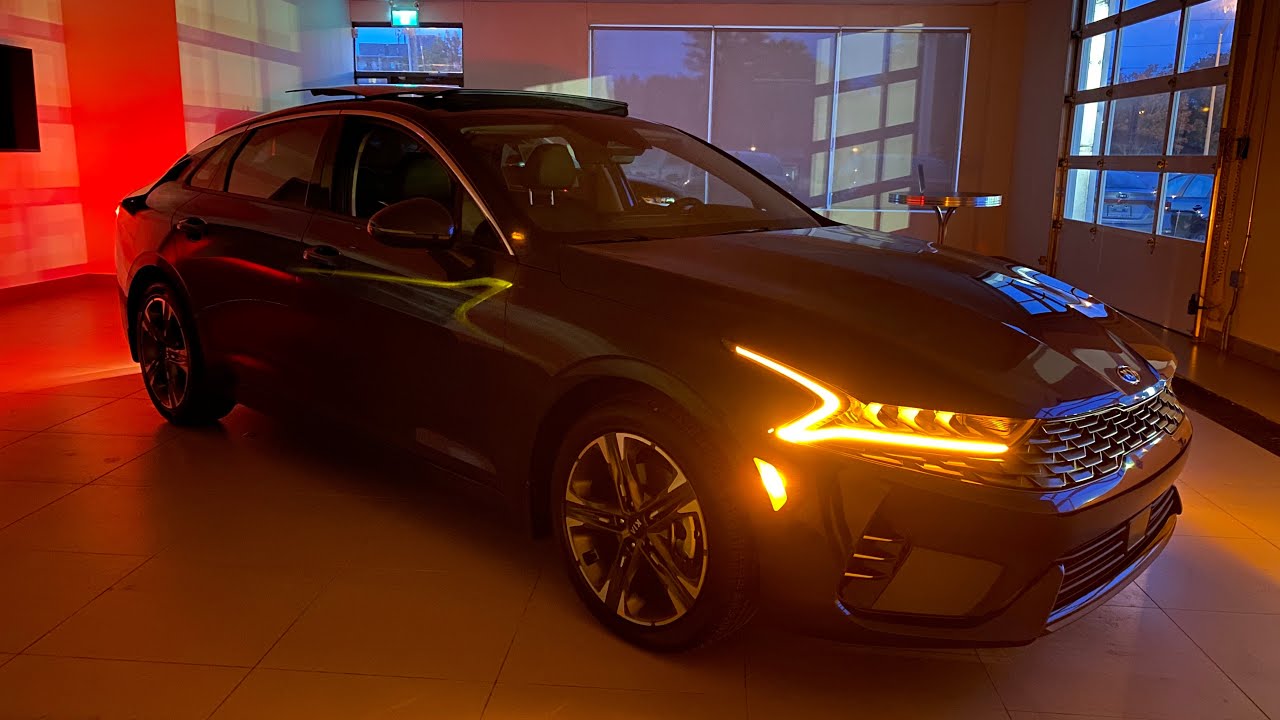 Kia K5 at night! Every light in the vehicle shown.