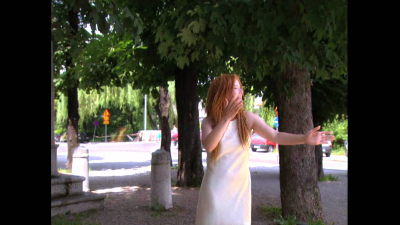 Regina - Ujemi Moj Nasmeh (Official Video)