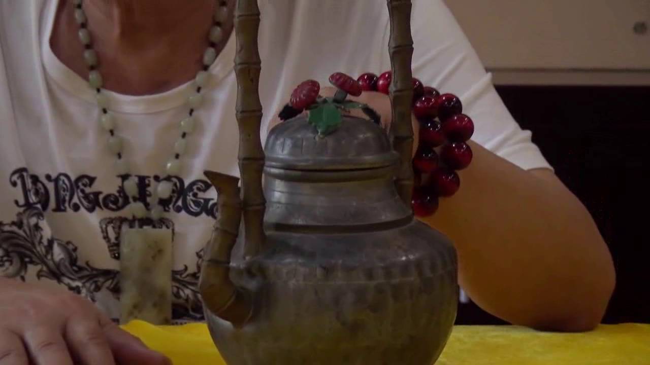 《名家说宝》第三期（13）锡胎竹节花卉鎏金提梁壶 佲家传媒
