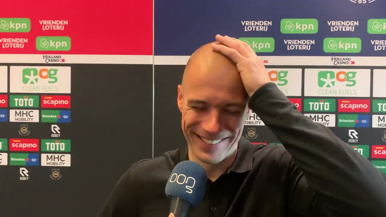 Geëmotioneerde Danny Buijs: ‘Afscheid ongekend, droom was de Grote Markt’