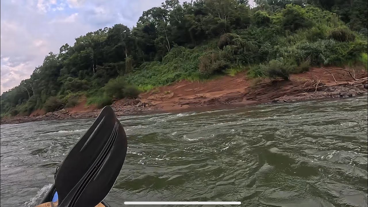 Redemoinhos assustadores no Rio Uruguai 