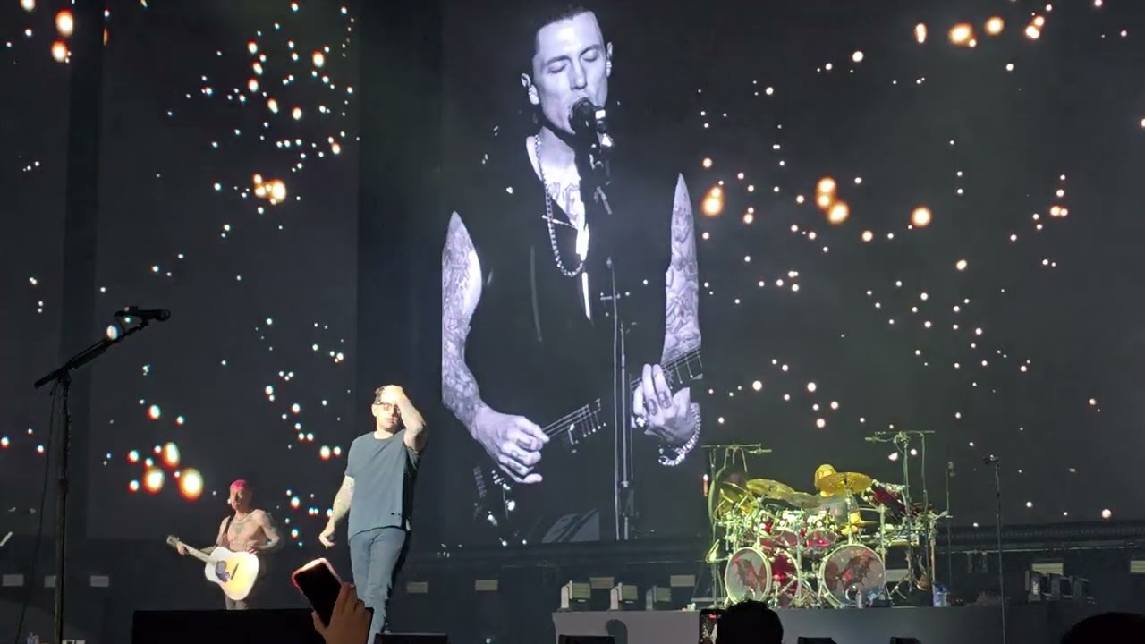 Avenged Sevenfold-- So Far Away Puerto Rico 2026
