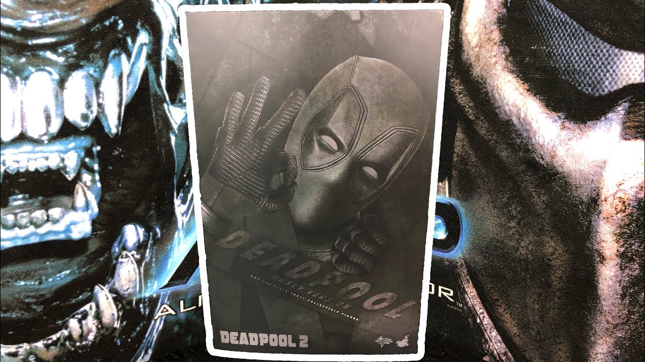 Unboxing - Hot Toys Sideshow Exclusive Dusty Deadpool 1/6 Scale Figure