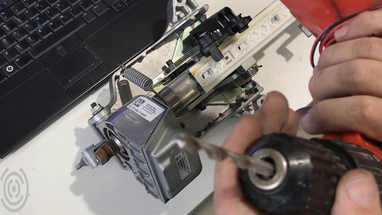 Remover a ELV travada das Mercedes B200 A200 B180 - NASSCAR Scanners