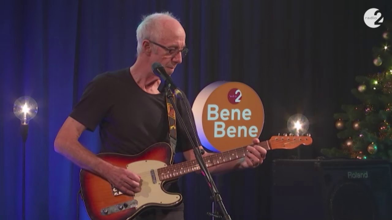 2 meisjes - Raymond van het Groenewoud   (uit de Radio 2 BeneBene sessies)
