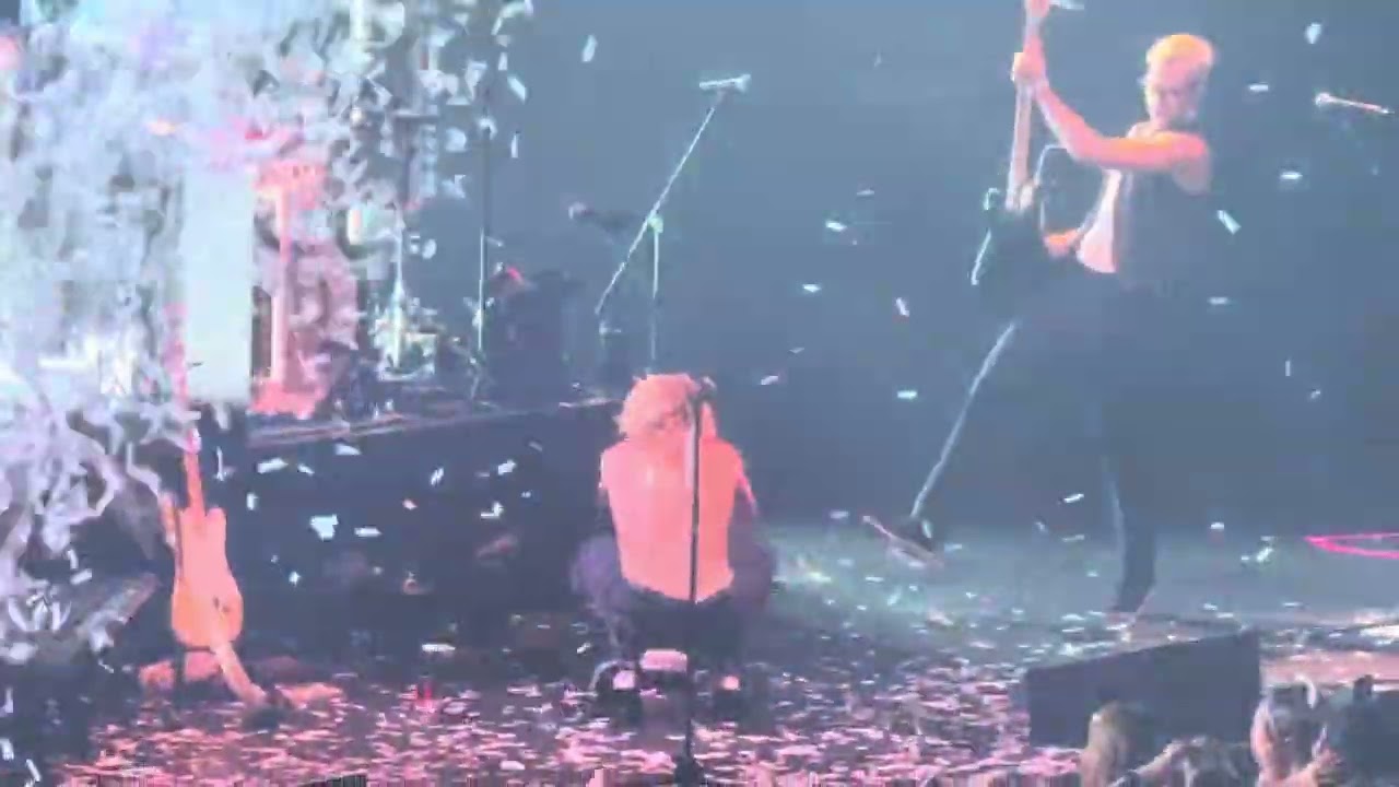 The Driver Era - A Kiss (The Obsession Tour - Live in Los Angeles at The Hollywood Palladium) ​