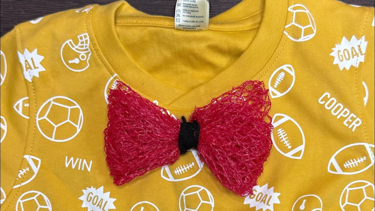 Simple bow from fruit net cover #bow #reuseanddecorate #fruitnet #craft #diy 