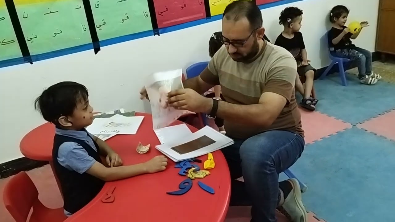 علي جمال العمر ٦ سنوات العمر السمعي ٧ اشهر زراعة قوقعة نوع مدل دكتور ليث علي من السماوة اول جلسة