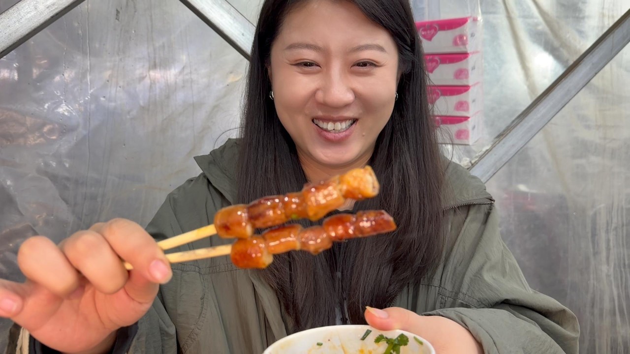 【寻尝姐妹】在贵州安顺吃自助烤小肠，30多人民币一位，牛肉和牛小肠随便吃
