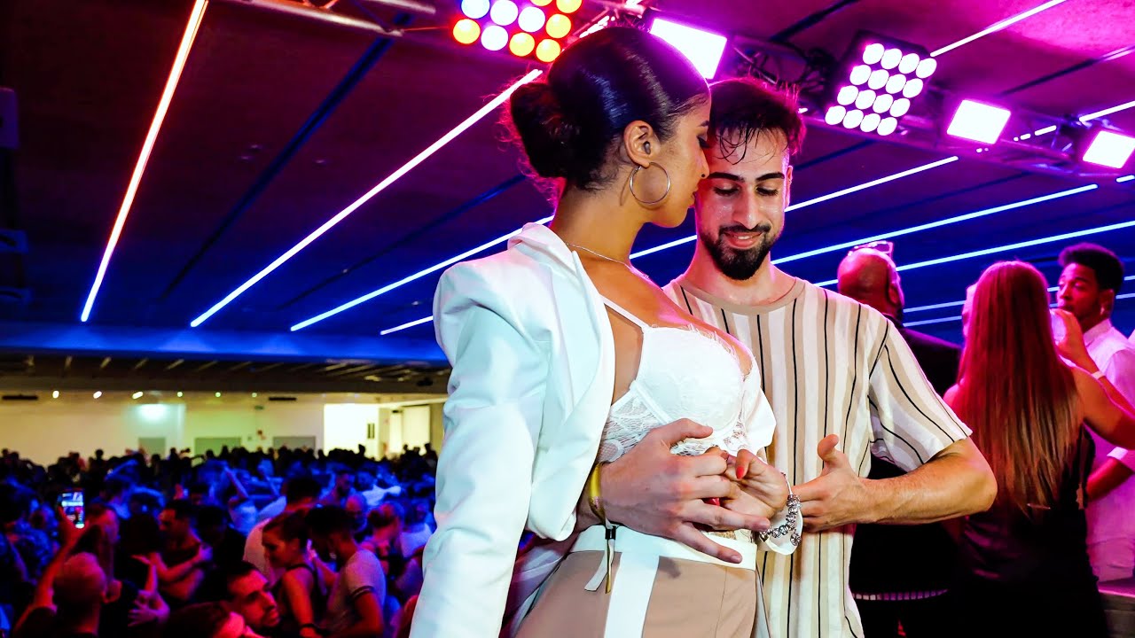 La Alemana Bachata in Barcelona | Lucky - Pinto Picaso