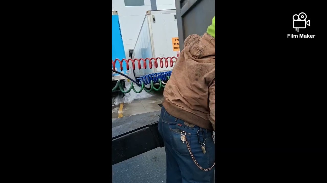 Утро на Майковой работе